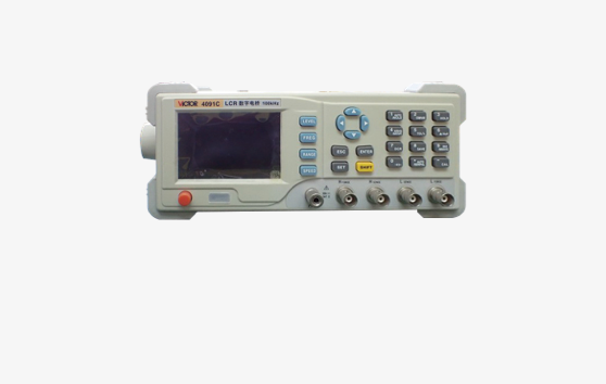 LCR Meter